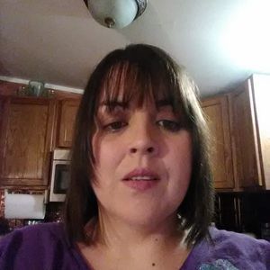 Meet your Posher, Leeann